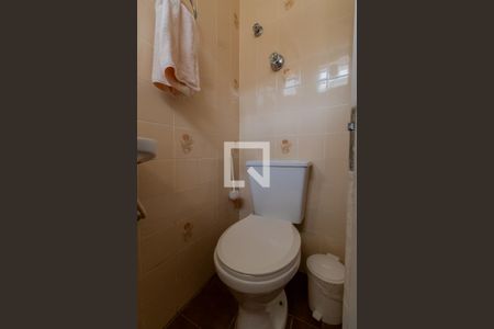 Casa à venda com 500m², 2 quartos e 6 vagas Casa à venda com 500m², 2 quartos e 6 vagasLavabo