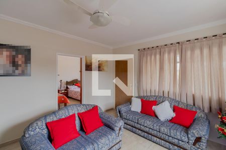 Sala  de casa à venda com 2 quartos, 500m² em Vila Ré, São Paulo