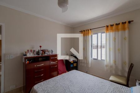 Quarto 2 de casa à venda com 2 quartos, 500m² em Vila Ré, São Paulo