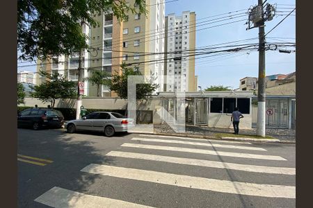 Apartamento para alugar com 64m², 2 quartos e 1 vagaFachada