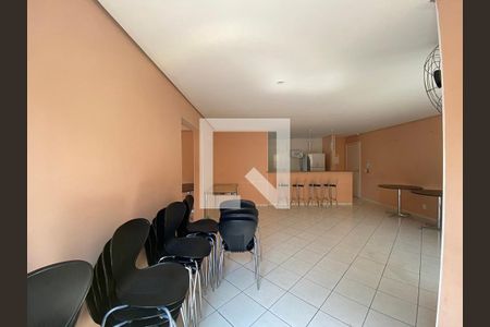 Apartamento para alugar com 64m², 2 quartos e 1 vagaÁrea comum - Salão de festas