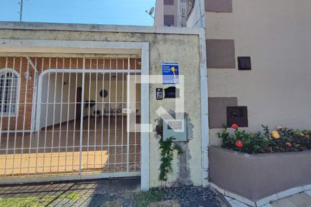 Casa à venda com 169m², 4 quartos e 2 vagasPLACA INSTALADA NO IMÓVEL