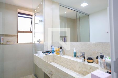 Apartamento à venda com 140m², 4 quartos e 3 vagasBanheiro