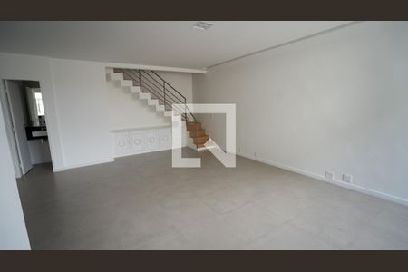 Apartamento para alugar com 95m², 2 quartos e 1 vagaSala