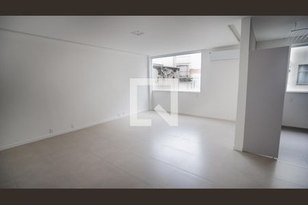 Apartamento para alugar com 95m², 2 quartos e 1 vagaSala