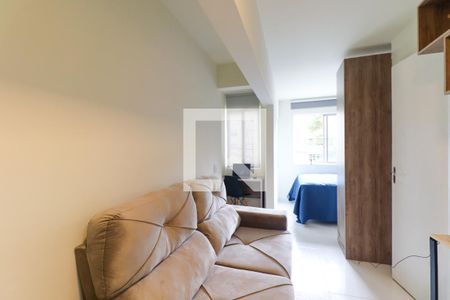 Sala de apartamento para alugar com 1 quarto, 30m² em Cristo Rei, Curitiba