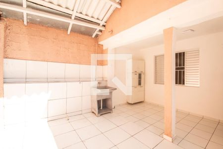 Área de Serviço de casa para alugar com 2 quartos, 125m² em Quitaúna, Osasco