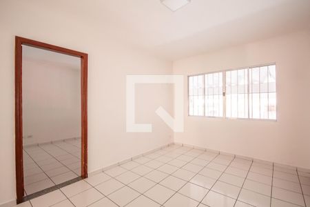 Sala de casa para alugar com 2 quartos, 125m² em Quitaúna, Osasco