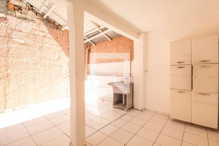 Área de Serviço de casa para alugar com 2 quartos, 125m² em Quitaúna, Osasco
