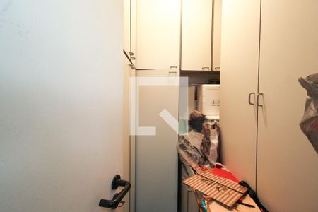 Apartamento à venda com 120m², 3 quartos e 2 vagas Apartamento à venda com 120m², 3 quartos e 2 vagasÁrea de Serviço