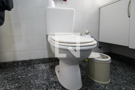Apartamento à venda com 120m², 3 quartos e 2 vagas Apartamento à venda com 120m², 3 quartos e 2 vagasBanheiro