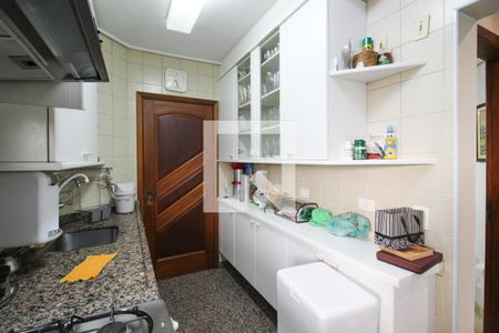 Apartamento à venda com 120m², 3 quartos e 2 vagas Apartamento à venda com 120m², 3 quartos e 2 vagasCozinha