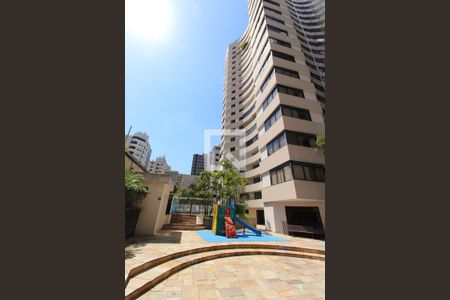 Apartamento à venda com 120m², 3 quartos e 2 vagas Apartamento à venda com 120m², 3 quartos e 2 vagasÁrea comum