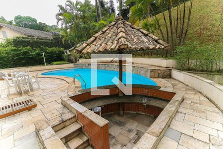 Apartamento para alugar com 34m², 1 quarto e 1 vaga Apartamento para alugar com 34m², 1 quarto e 1 vagaÁrea comum - Piscina