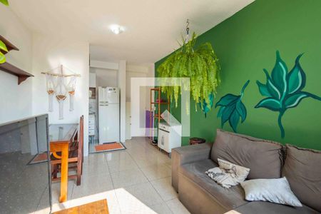 Sala de apartamento à venda com 3 quartos, 53m² em Vargem Pequena, Rio de Janeiro