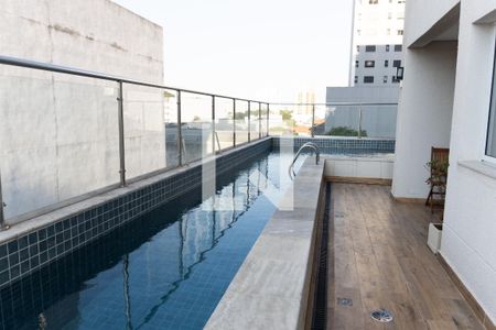 Apartamento à venda com 37m², 1 quarto e 1 vaga Apartamento à venda com 37m², 1 quarto e 1 vagaÁrea comum - Piscina