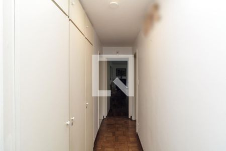 Apartamento à venda com 120m², 3 quartos e 1 vagaCorredor