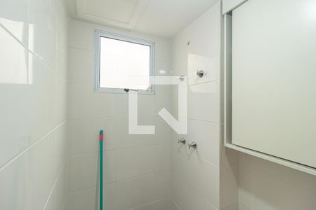 Apartamento para alugar com 44m², 2 quartos e 1 vaga Apartamento para alugar com 44m², 2 quartos e 1 vagaBanheiro