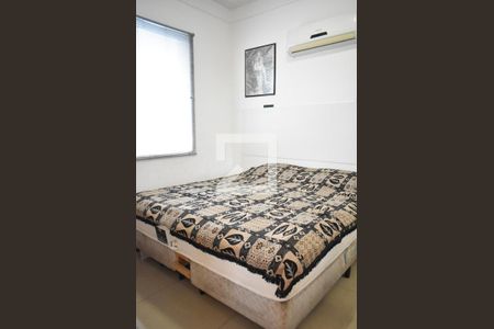 Quarto 1 de casa para alugar com 4 quartos, 300m² em Campo Grande, Rio de Janeiro