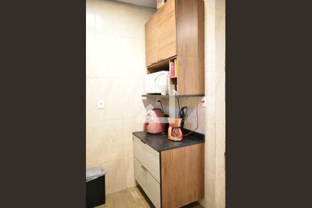 Casa para alugar com 300m², 4 quartos e 3 vagasCozinha - Armários