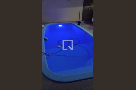 Casa para alugar com 300m², 4 quartos e 3 vagasPiscina à Noite