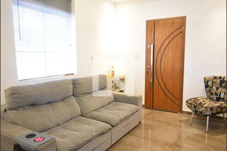 Sala de casa para alugar com 4 quartos, 300m² em Campo Grande, Rio de Janeiro