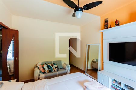 Suíte de casa à venda com 3 quartos, 380m² em Parque Jaçatuba, Santo André