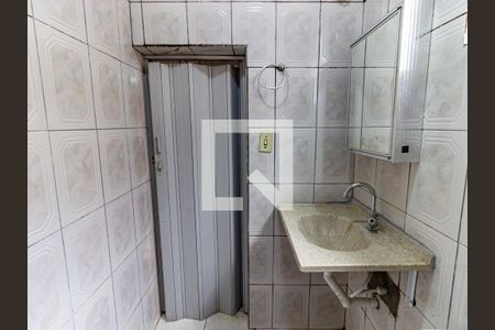 Banheiro de casa para alugar com 1 quarto, 24m² em Catumbi, São Paulo
