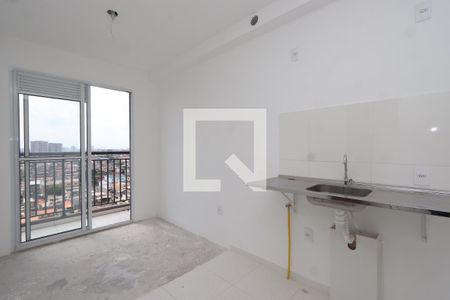 Sala/cozinha  de apartamento à venda com 1 quarto, 28m² em Vila Tolstoi, São Paulo