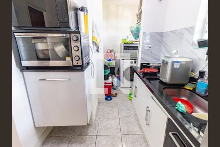 Apartamento à venda com 49m², 2 quartos e sem vaga Apartamento à venda com 49m², 2 quartos e sem vagaCozinha e Área de Serviço