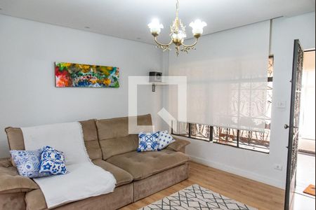 Sala de casa à venda com 3 quartos, 270m² em Vila Monumento, São Paulo