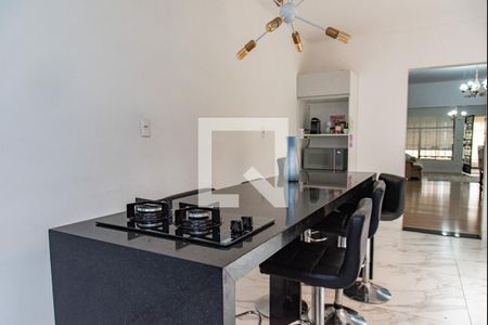 Casa para alugar com 270m², 3 quartos e 2 vagas Casa para alugar com 270m², 3 quartos e 2 vagasCozinha