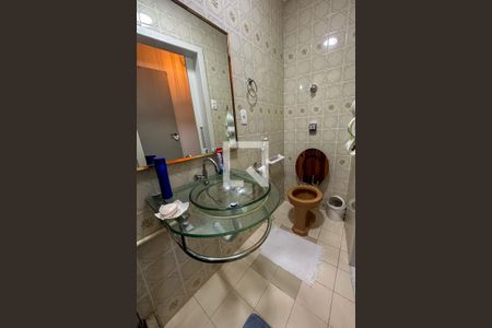 Apartamento à venda com 130m², 3 quartos e 1 vaga Apartamento à venda com 130m², 3 quartos e 1 vagaBanheiro Suíte 02