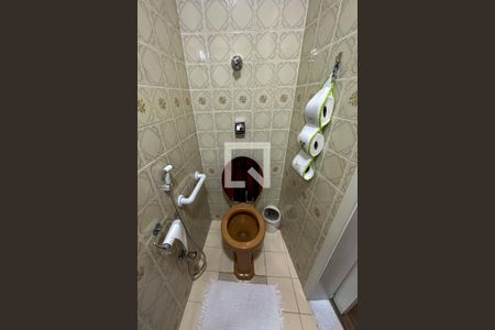 Apartamento à venda com 130m², 3 quartos e 1 vaga Apartamento à venda com 130m², 3 quartos e 1 vagaBanheiro Suíte 02