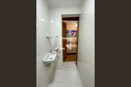 Apartamento à venda com 130m², 3 quartos e 1 vaga Apartamento à venda com 130m², 3 quartos e 1 vagaLavabo Suíte 01