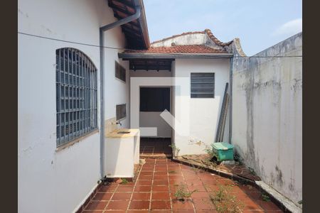 Casa à venda com 196m², 4 quartos e 4 vagas Casa à venda com 196m², 4 quartos e 4 vagasÁrea de Serviço