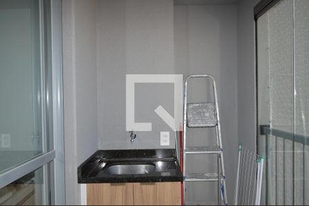 Varanda de kitnet/studio para alugar com 1 quarto, 25m² em Vila Mariana, São Paulo