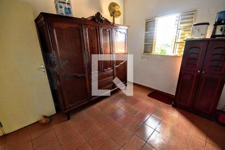 Casa à venda com 79m², 5 quartos e 2 vagas