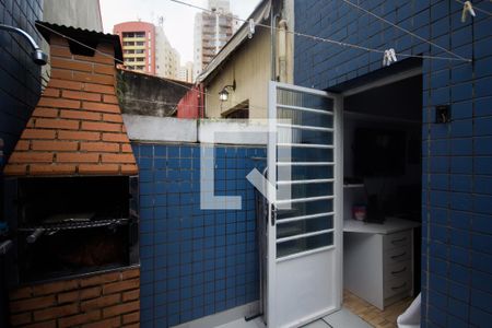 Casa à venda com 80m², 2 quartos e sem vagaQuintal