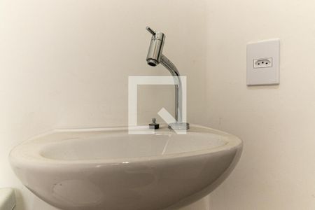 Banheiro - Torneira de kitnet/studio para alugar com 1 quarto, 28m² em Santa Cecilia, São Paulo