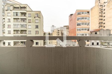 Varanda de kitnet/studio para alugar com 1 quarto, 28m² em Santa Cecilia, São Paulo