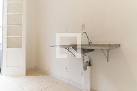 Cozinha de kitnet/studio para alugar com 1 quarto, 28m² em Santa Cecilia, São Paulo