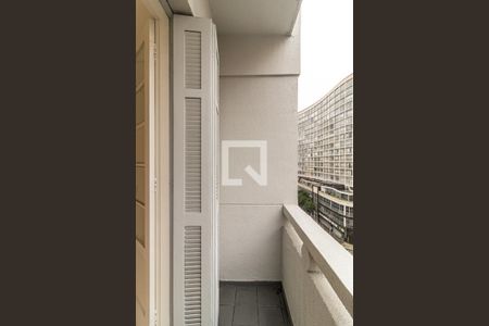 Varanda de kitnet/studio para alugar com 1 quarto, 28m² em Santa Cecilia, São Paulo