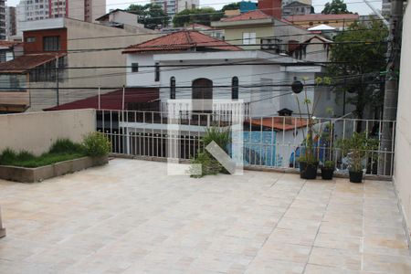 Quintal de casa para alugar com 2 quartos, 150m² em Vila Ipojuca, São Paulo