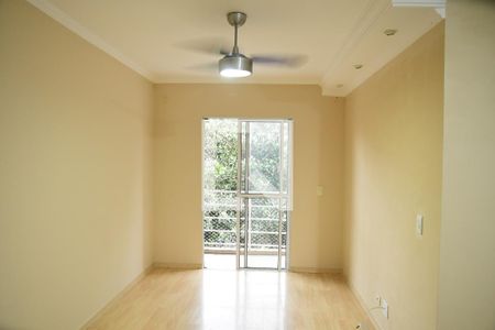 Sala de apartamento para alugar com 2 quartos, 52m² em Jardim dos Ipês, Cotia
