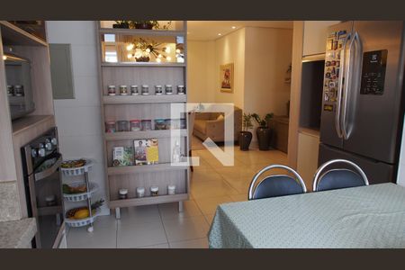 Apartamento à venda com 124m², 3 quartos e 2 vagasCozinha
