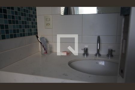 Apartamento à venda com 124m², 3 quartos e 2 vagasBanheiro da Suíte 3