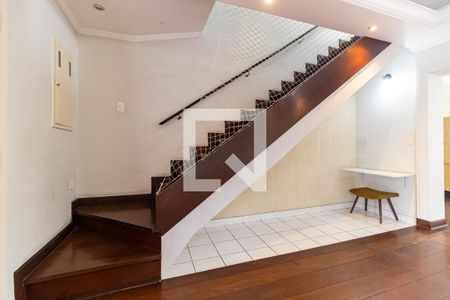 Escada de casa à venda com 4 quartos, 425m² em Bosque da Saúde, São Paulo