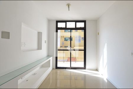 Sala de apartamento à venda com 2 quartos, 63m² em São Domingos, Niterói