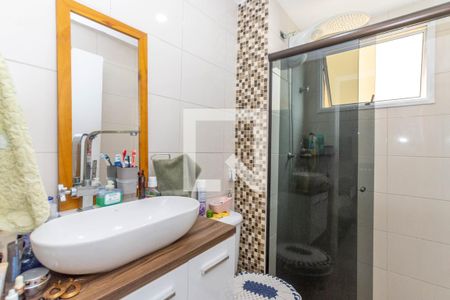 Banheiro de apartamento à venda com 2 quartos, 55m² em Jardim Odete, Guarulhos